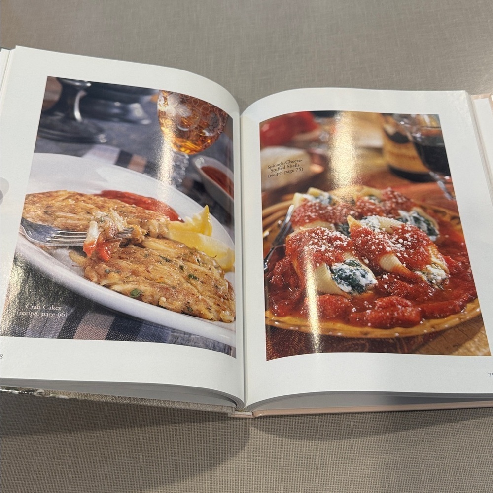 Weight Watchers Simple & Classic Homecooking Cookbook - Green Cover - Picture 3 of 4